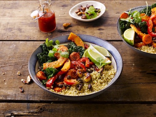 Przepis na Miska pełna komosy z orzechami nerkowca Miska pełna komosy z orzechami nerkowca