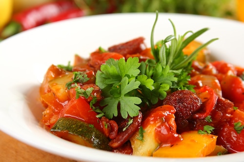 Przepis na Ratatouille z kiełbasą chorizo  Ratatouille z kiełbasą chorizo