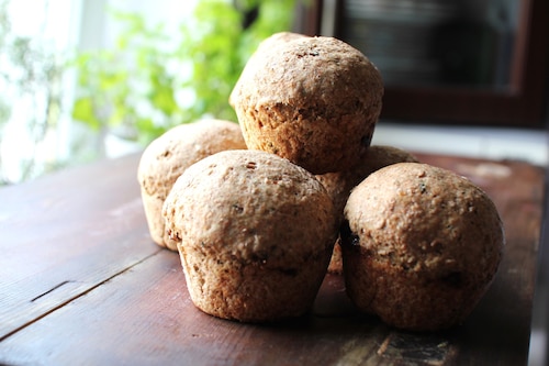 Razowe bułeczki czosnkowe