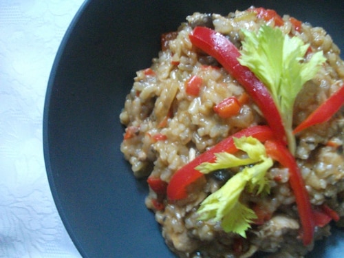 Risotto z kurczakiem, papryką i selerem naciowym