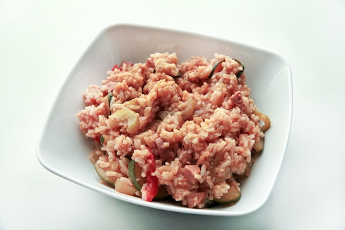 Risotto z pomidorami i cukinią