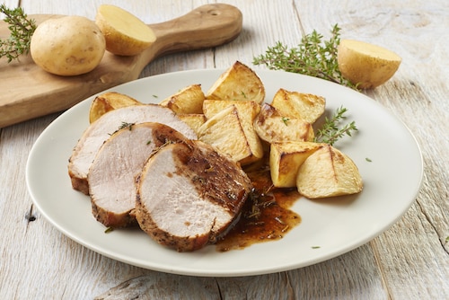 Przepis na Pieczeń wieprzowa z sosem winnym Pieczeń wieprzowa z sosem winnym
