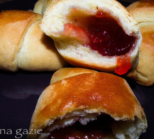 Rogaliki z dżemem i budyniem 