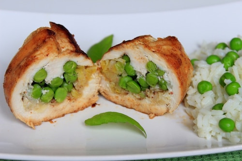 Przepis na Roladki drobiowe z groszkiem Roladki drobiowe z groszkiem