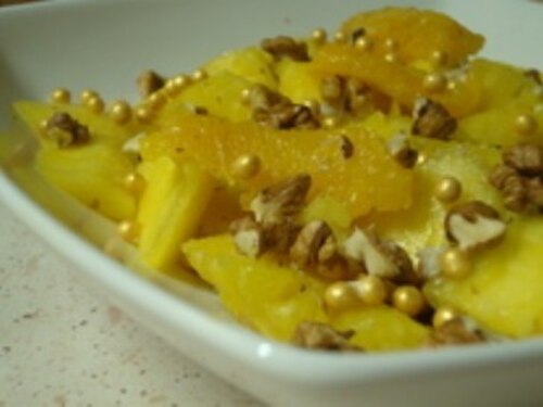 Rumowa sałatka orzechowa  