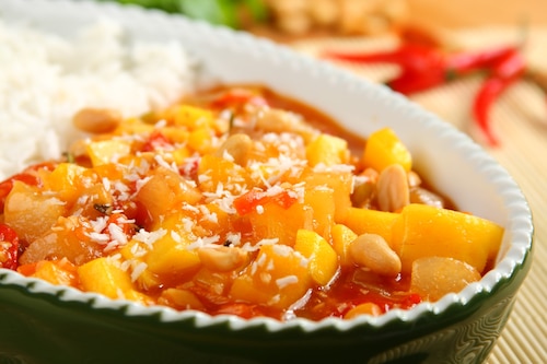 Przepis na Ryż słodko-ostry z mango i kokosem Ryż słodko-ostry z mango i kokosem
