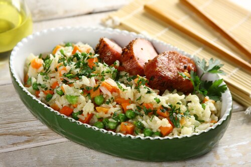 Ryż z marchewką  i groszkiem  