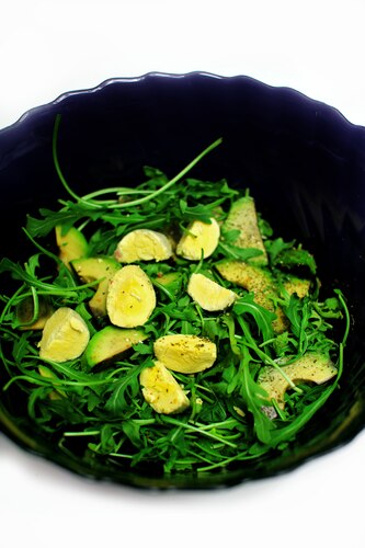 Sałata z rukoli i awokado