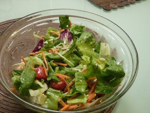 Sałatka bazyliowo-ziołowa