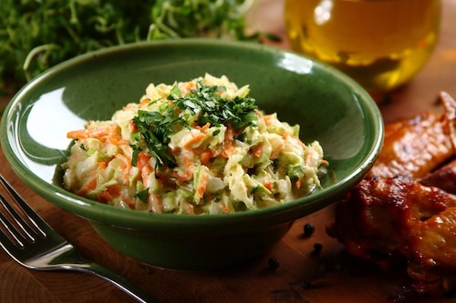Przepis na Sałatka coleslaw z kapusty pekińskiej Sałatka coleslaw z kapusty pekińskiej