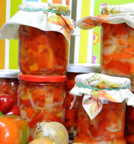 Sałatka do słoików, papryka z cebulą
