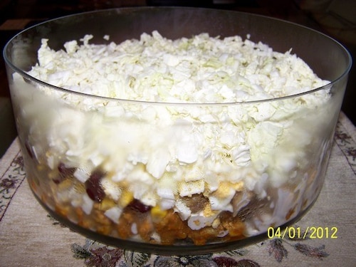 Przepis na Sałatka warstwowa z mięsem i pieczarkami Sałatka warstwowa z mięsem i pieczarkami