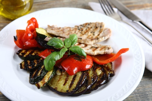 Sałatka z grillowanych warzyw