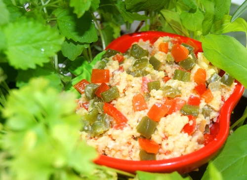 Sałatka z kaszy jaglanej i papryki