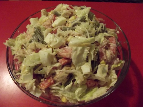 Sałatka z makaronem ryżowym