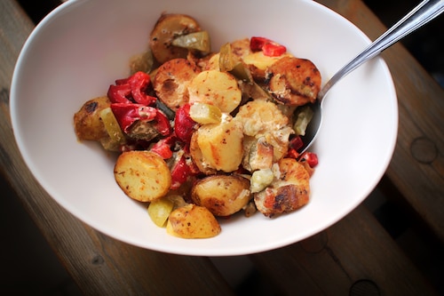 Sałatka z młodych, pieczonych ziemniaków