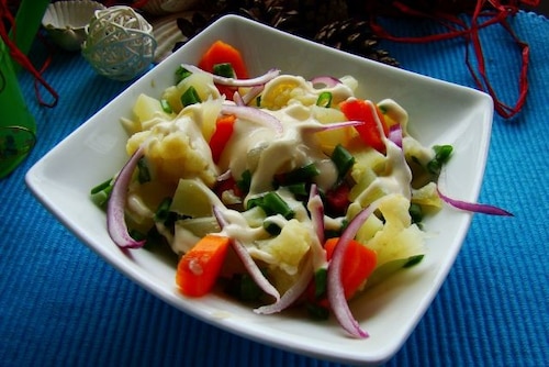 Sałatka z młodych ziemniaków i kalafiora 