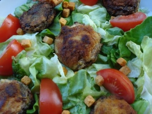 Przepis na Sałatka z nadziewanymi pieczarkami Sałatka z nadziewanymi pieczarkami