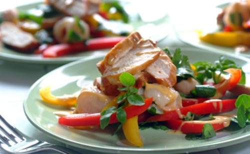 Przepis na Sałatka z rukwi wodnej z kurczakiem i liczi Sałatka z rukwi wodnej z kurczakiem i liczi