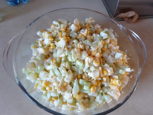 Sałatka z selera naciowego