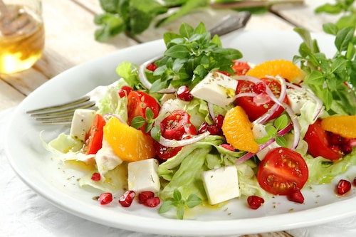 Sałatka z granatem i fetą