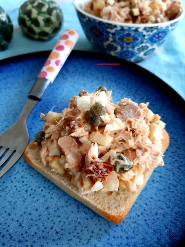 Holenderska sałatka z tuńczyka