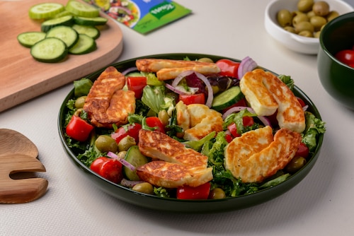 Przepis na Sałatka z serem halloumi Sałatka z serem halloumi