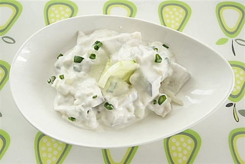 Śledzie w sosie tzatziki