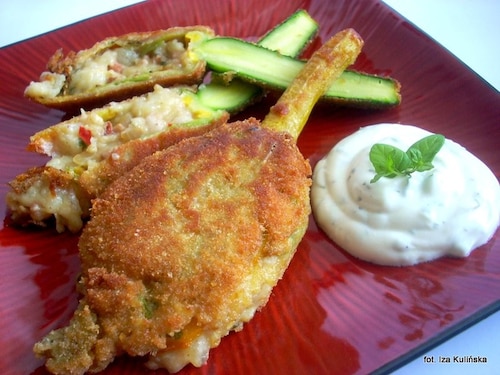 Przepis na Smażone kwiaty cukinii faszerowane ziemniakami Smażone kwiaty cukinii faszerowane ziemniakami