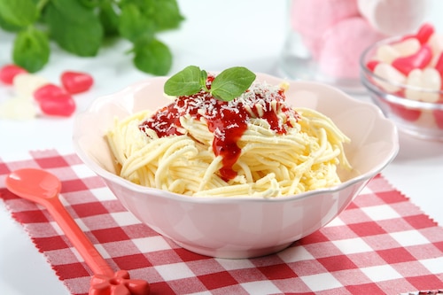 Przepis na Lodowe spaghetti a'la bolognese Lodowe spaghetti a'la bolognese