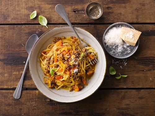 Przepis na Spaghetti Bolognese z żółtymi pomidorami Spaghetti Bolognese z żółtymi pomidorami