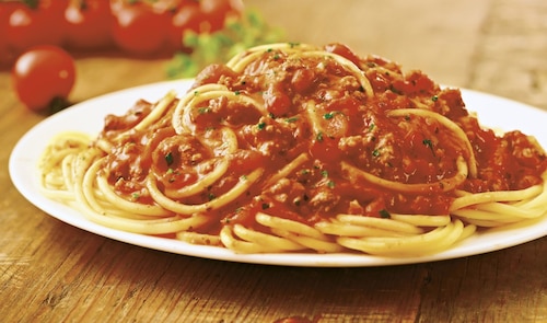 Przepis na Spaghetti Bolognese extra ziołowe - VIDEO Spaghetti Bolognese extra ziołowe - VIDEO