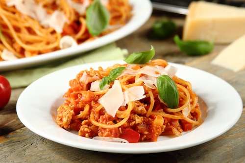 Przepis na Spaghetti bolognese z warzywami Spaghetti bolognese z warzywami