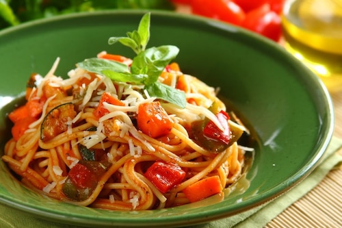 Przepis na Spaghetti z cukinią i papryką Spaghetti z cukinią i papryką