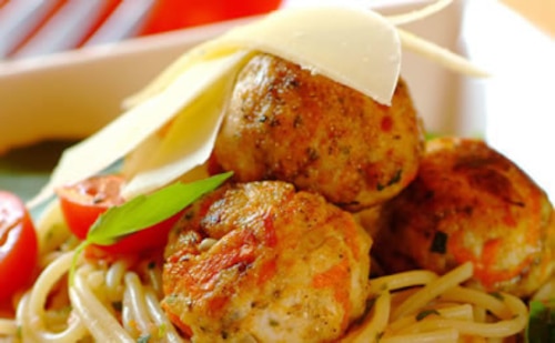 Przepis na Spaghetti z kotlecikami z kurczaka Spaghetti z kotlecikami z kurczaka