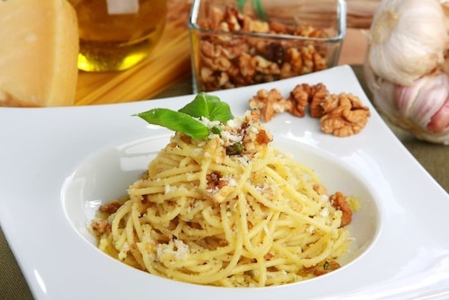 Przepis na Spaghetti z orzechami Spaghetti z orzechami