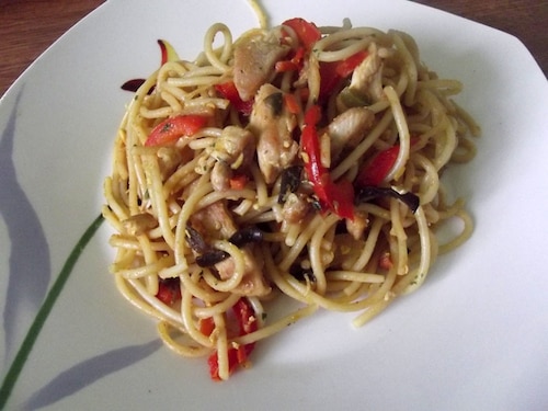 Przepis na Spaghetti z patelni po chińsku Spaghetti z patelni po chińsku