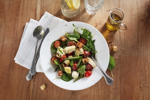 Śródziemnomorska sałatka z mozzarellą