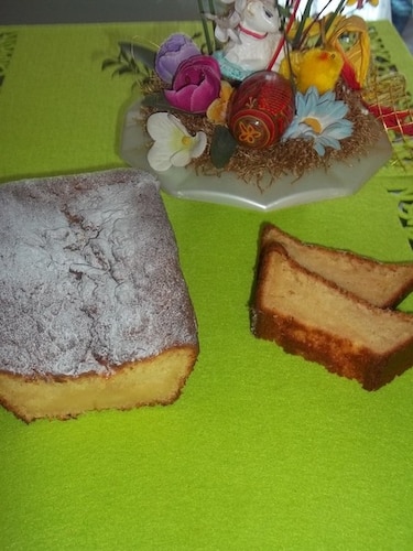 Świąteczna babka cytrynowa