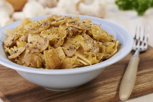 Świąteczne łazanki z kapustą i grzybami