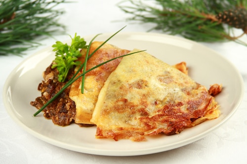 Świąteczne naleśniki z nadzieniem grzybowym