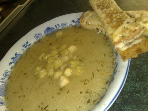 Szybka zupa cebulowa