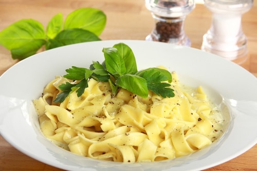 Przepis na Tagliatelle w sosie serowym Tagliatelle w sosie serowym