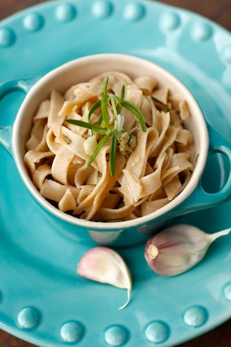 Przepis na Tagliatelle z rozmarynem Tagliatelle z rozmarynem