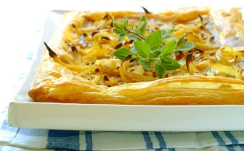 Przepis na Tarta ze smażoną cebulą  Tarta ze smażoną cebulą