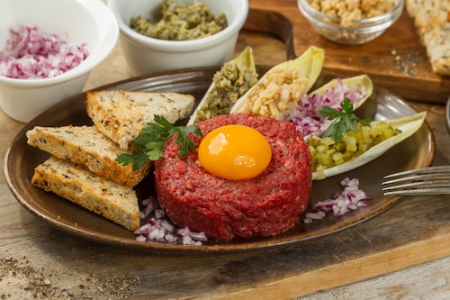 Przepis na Tatar z wołowiny Tatar z wołowiny