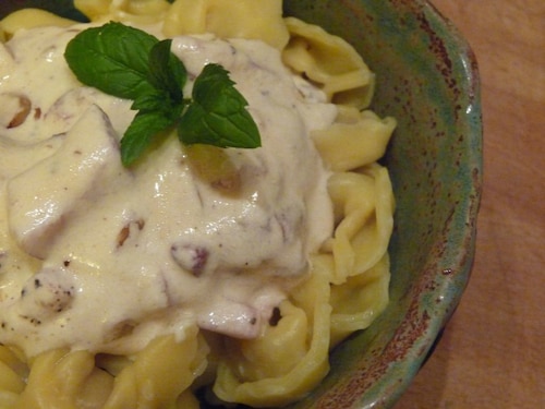 Tortellini w sosie śmietanowym