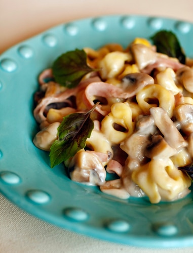 Przepis na Tortellini z sosem drwala Tortellini z sosem drwala