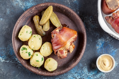 Przepis na Tradycyjna golonka pieczona Tradycyjna golonka pieczona