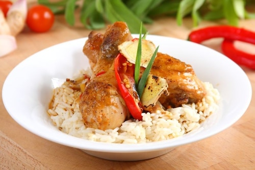 Przepis na Udka z kurczaka w orzechowym sosie Udka z kurczaka w orzechowym sosie